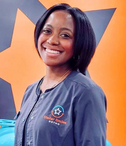 img-meet-our-team-Laura