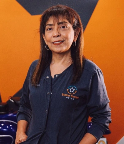 img-meet-our-team-Raquel